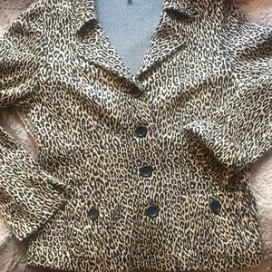 Gerard Darel Leopard print blazer.